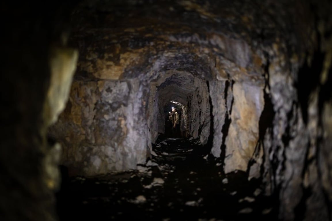 Voda tu kape vzhůru a mobily se samy vypínají. Jeskyně s temnou minulostí děsí i ty, co na nadpřirozeno nevěří