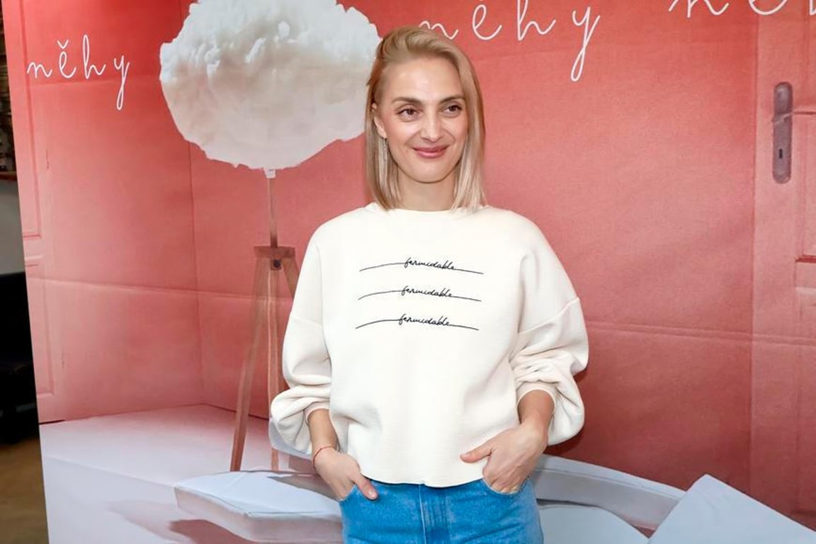 Bára Poláková utáhla nového přítele na buchtu. Je jím o 14 let mladší zpěvák Štěpán Urban