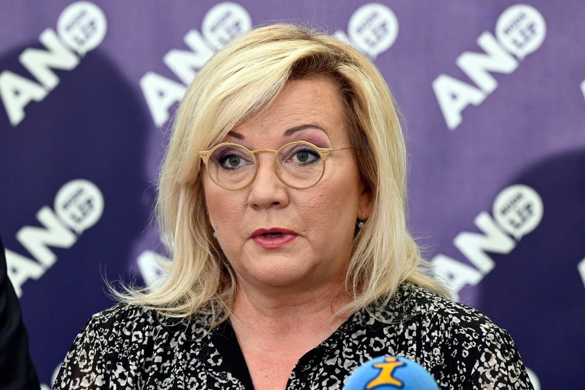 Alena Schillerová o změnách v důchodech