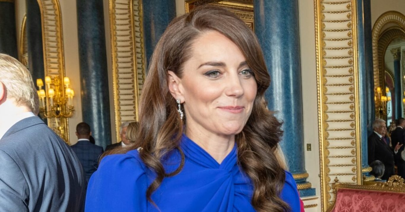 Princezna Kate čelí drsné kritice: Komunitní centrum navštívila v kontroverzním obleku a lidé urážejí i její postavu