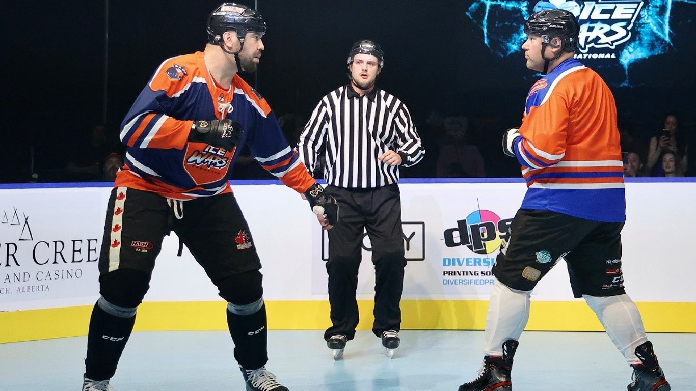 Hokejové bitky ve stylu MMA. McGregorova organizace přichází s novou show