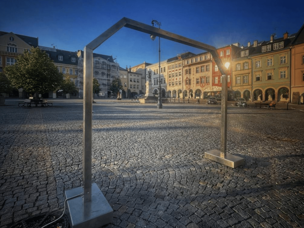 Trutnov do centra instaloval mlžítka, která mají místní osvěžit