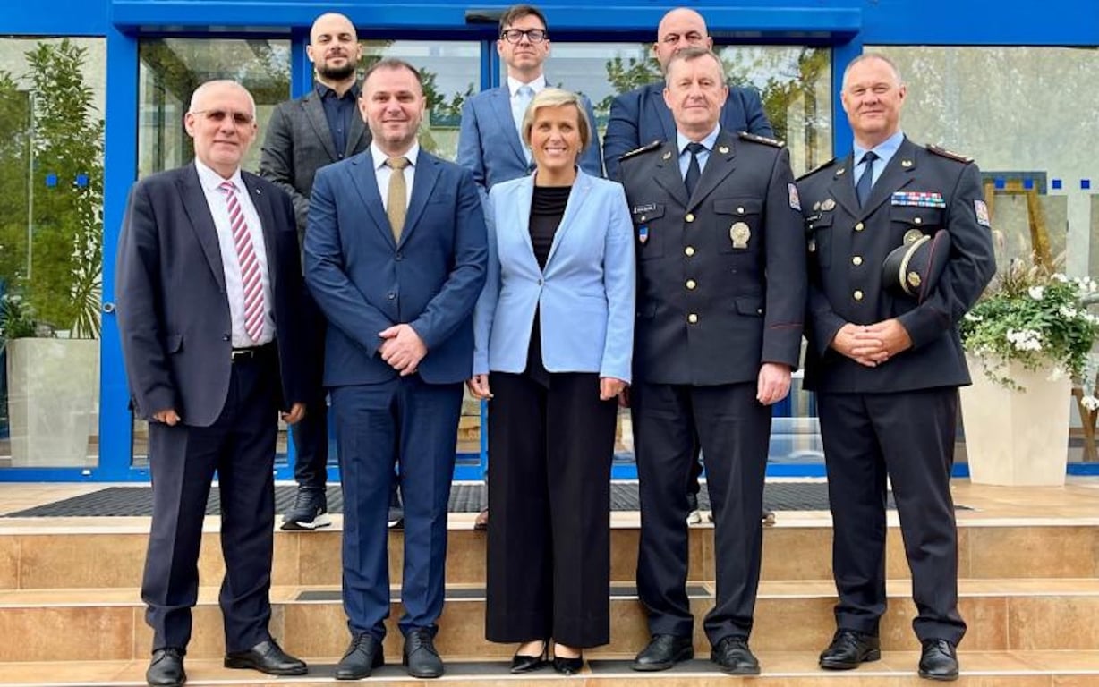 Albánská policejní delegace navštívila Karlovarský kraj
