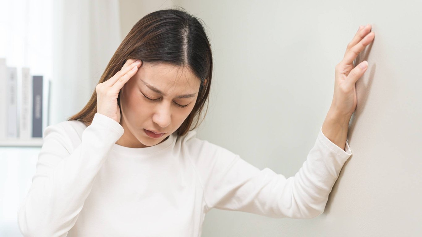 Psychologové bijí na poplach: Tato běžná rutina vám ničí mozek