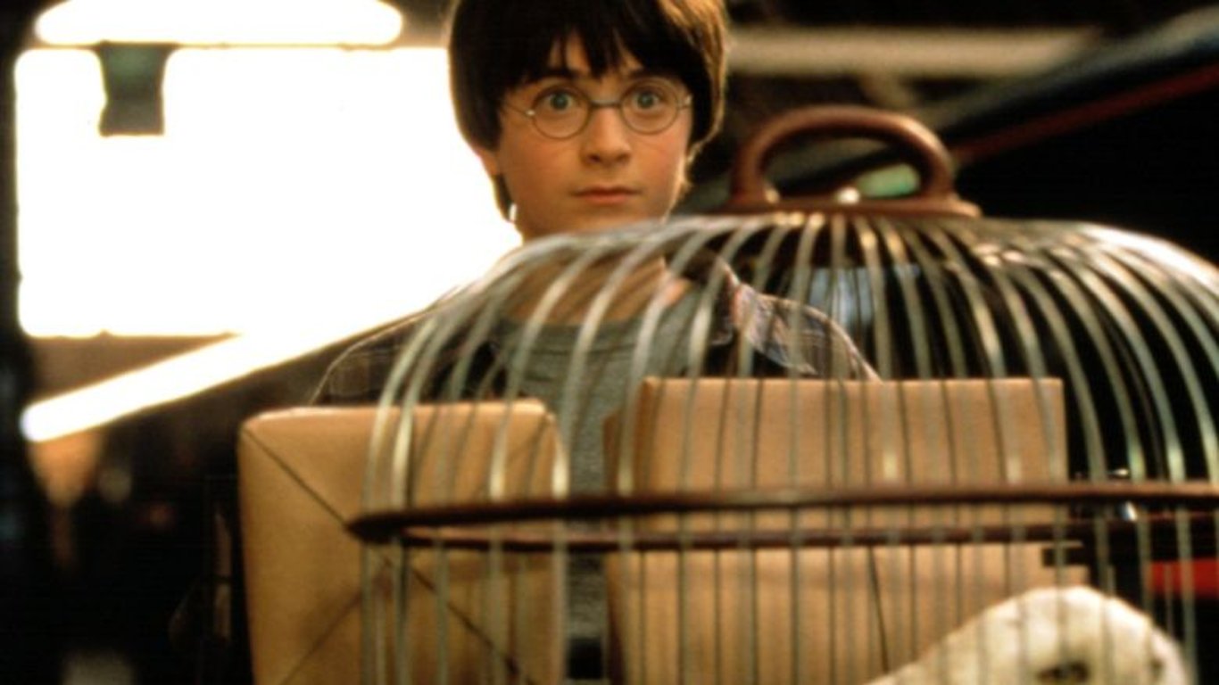 Nový Hagrid se poprvé objevil v Londýně po boku Harryho: Lidé mysleli, že malého kluka unáší bezdomovec