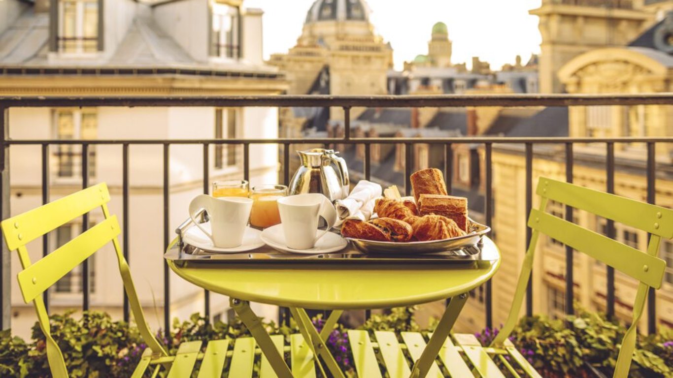 Croissant versus tradice