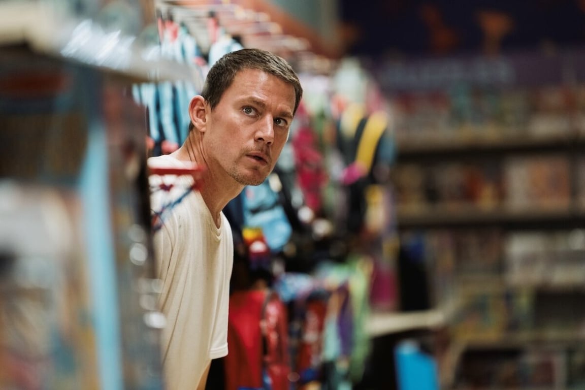 Channing Tatum září v nové krimi komedii. Představil se jako charismatický zlodějíček