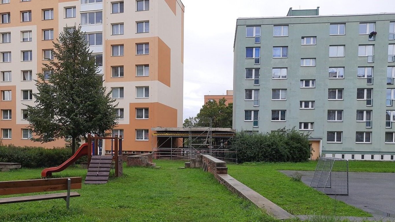Prodala nemovitost, stala se ale obětí podvodu. Žena přišla nejen o byt, který prodávala, ale také o peníze