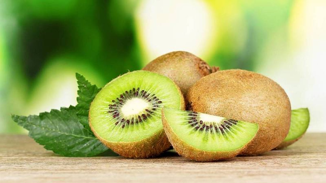 Slupka u kiwi se doporučuje konzumovat kvůli vysokému obsahu vlákniny