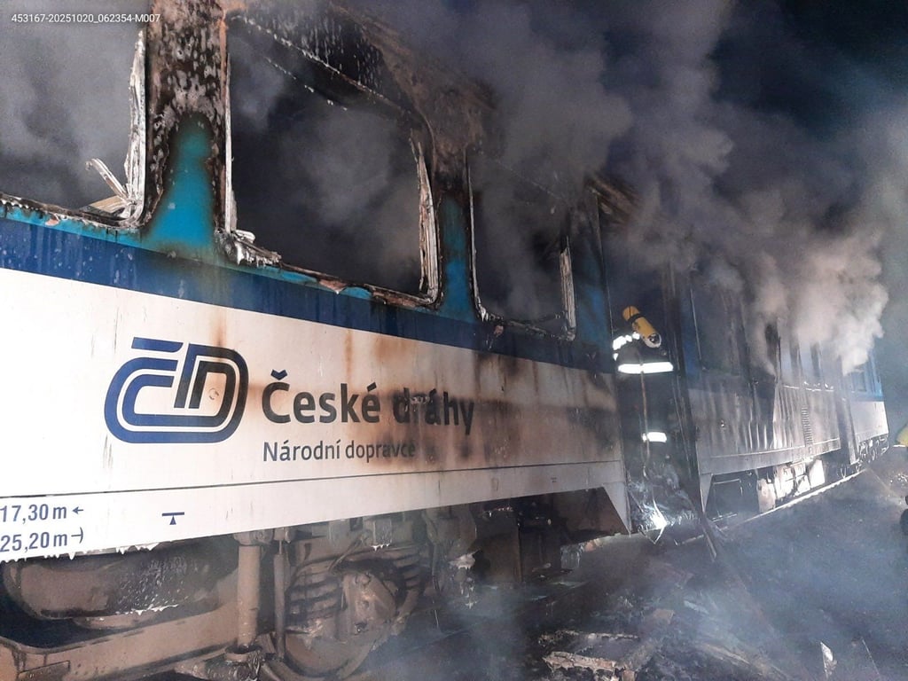 Požár vagonu zastavil provoz na trati na Vyškovsku, cestující evakuovali