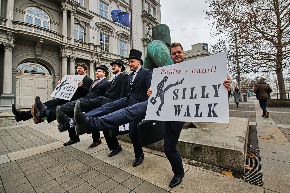 "Pane chodče, občanský průkaz?" Bizarní slovenský zákon rozpoutal lidovou tvořivost