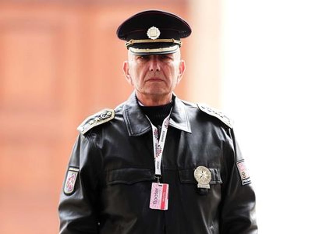 Důsledky průšvihu Fialovy ochranky. Policejní elita hledá "bonzáka", popsaly zdroje