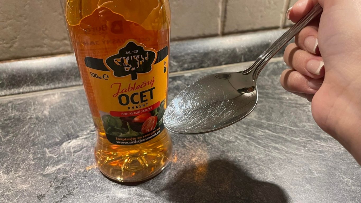 Domácí antibiotikum, které zvládne i silné infekce. Příprava je jednoduchá a výsledek ohromující