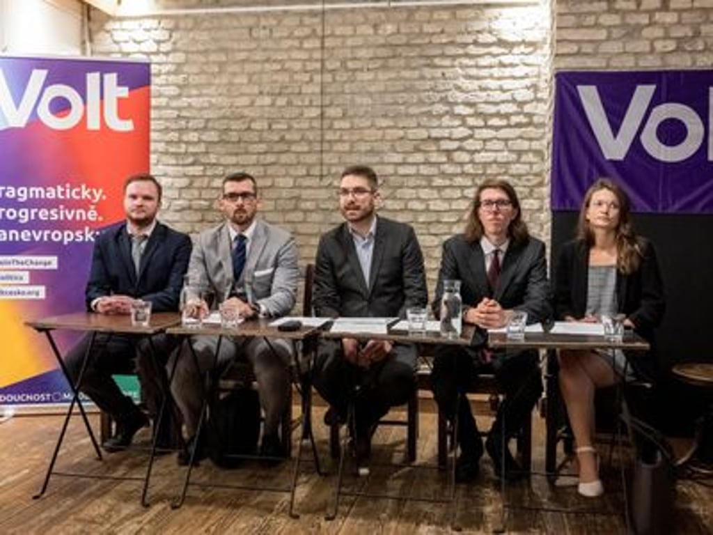 Volt Česko má připraveno 28 žalob na kandidátky Stačilo! a SPD. Kvůli nekalé koalici