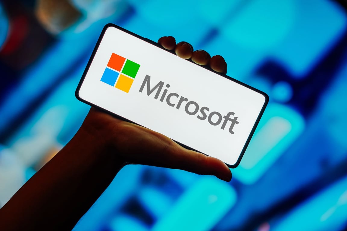 Clippy je minulost. Microsoft představil nového maskota jménem Mico