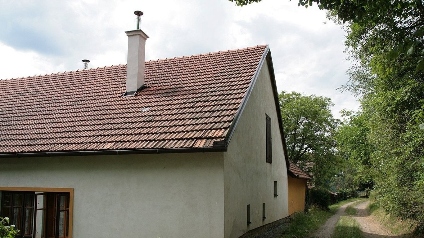 Stát prodává levně nemovitosti: Rodinný dům můžete mít už za 690 000 Kč, stačí se ozvat