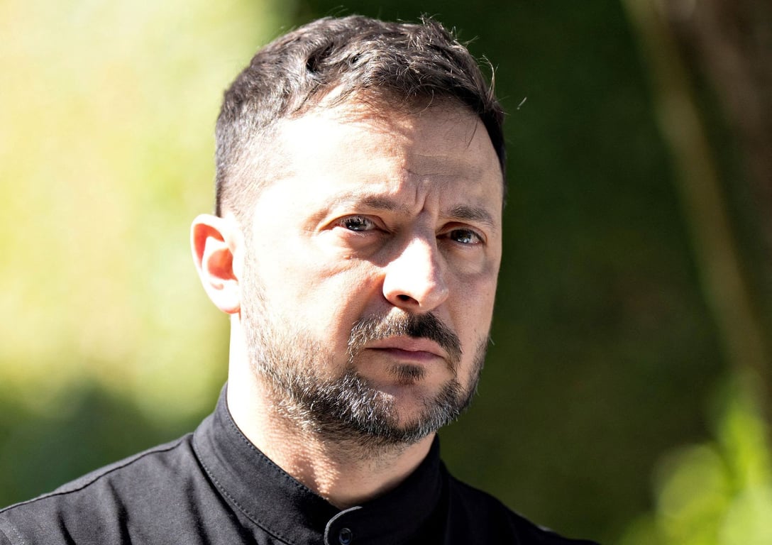 Zelenskyj úřaduje v Oděse. Zametl s odpůrcem "derusifikace" a zavedl vojenskou správu