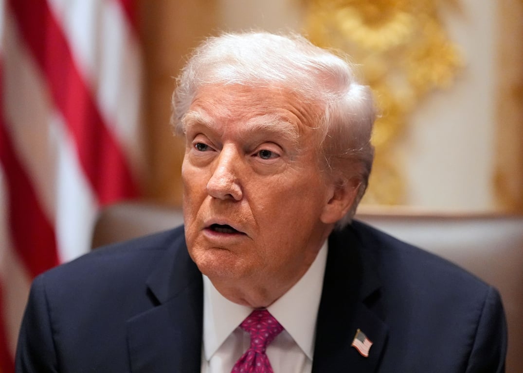 Trump se nevzdává, Národní gardu tlačí do Illinois přes nejvyšší soud
