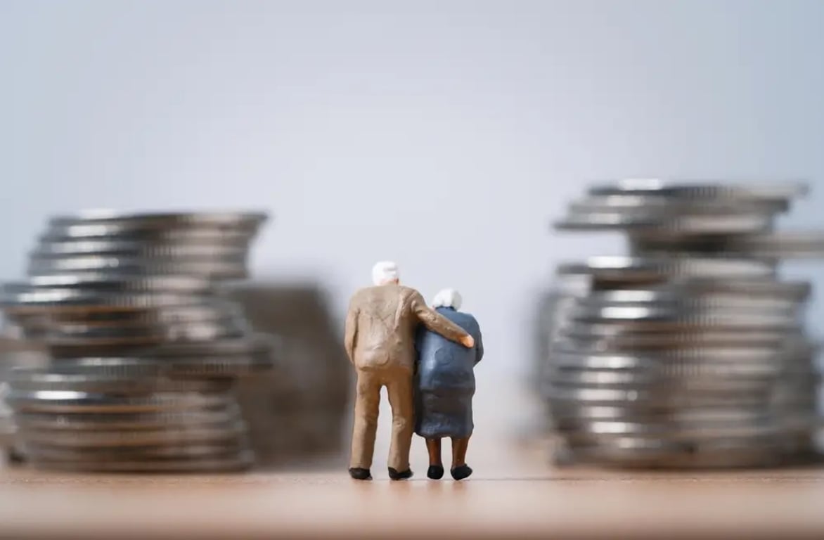 Jakou částku musíte měsíčně spořit, abyste při odchodu do důchodu měli 1 000 000 Kč