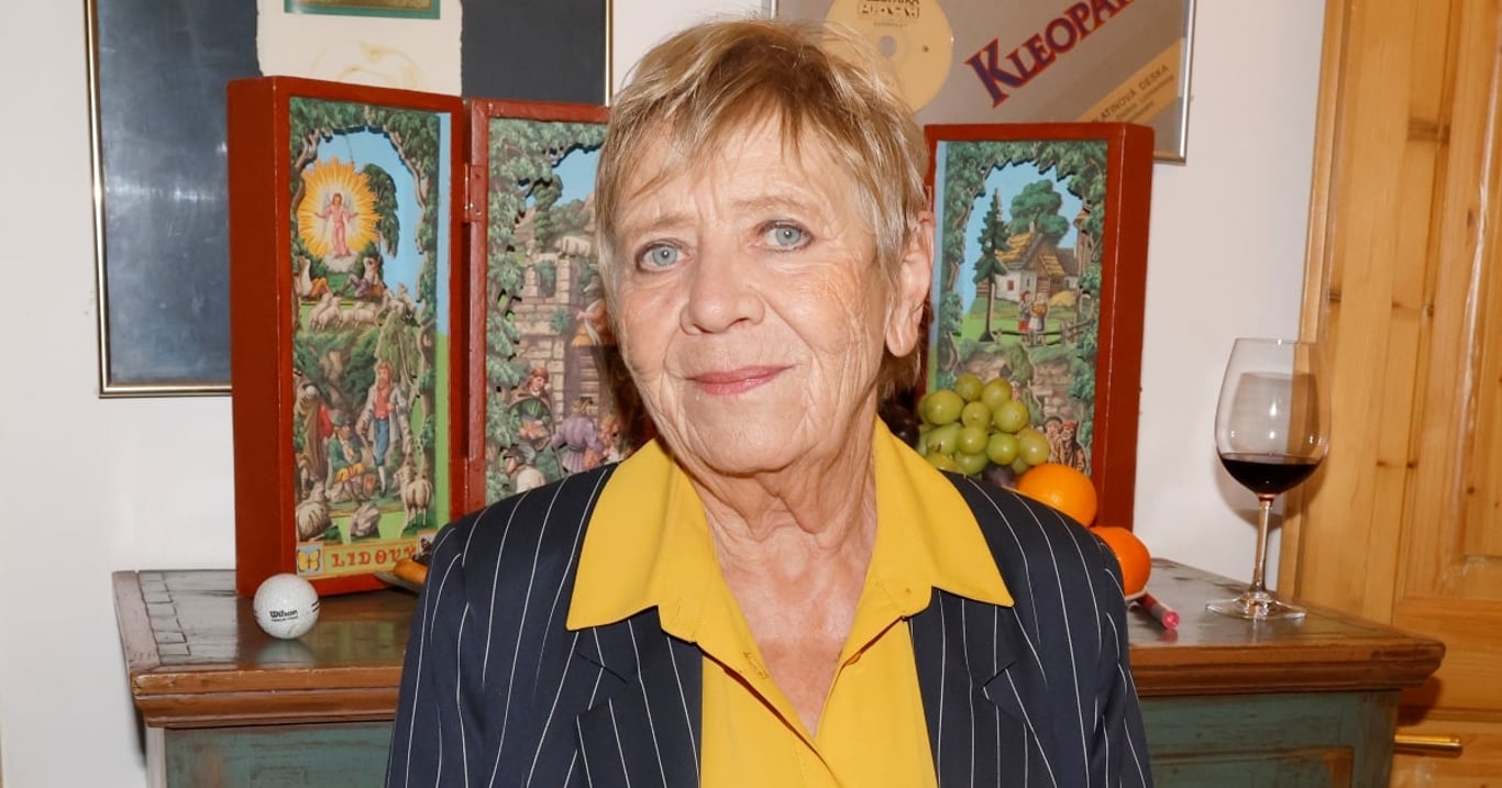 „Jsem sice chudá, ale hrdá,“ stěžuje si Obermaierová. Herečka odmítla honorář z Ulice