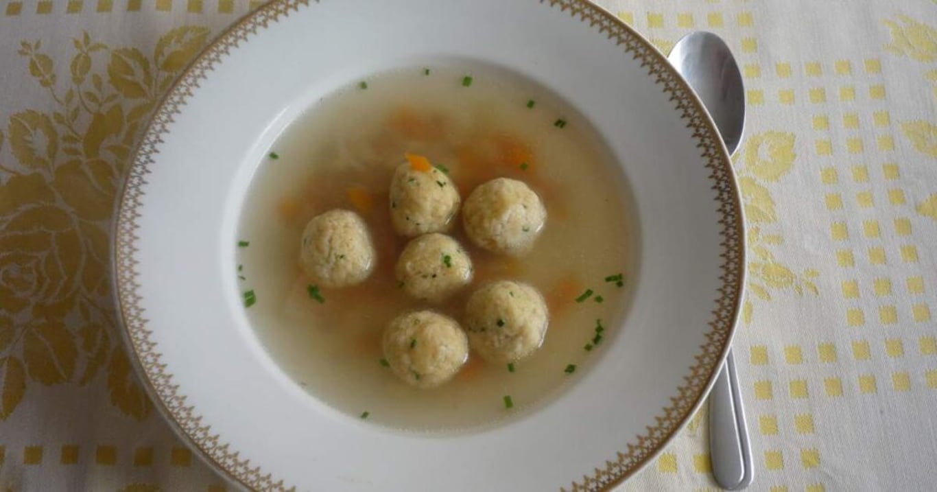 Vaše kuřecí polévka bude chutnat jako z luxusní restaurace díky tomuto snadnému triku šéfkuchařů