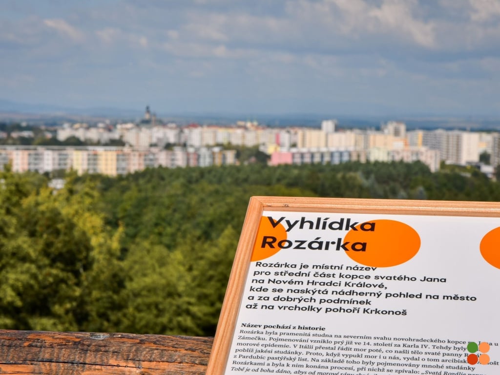 Vyhlídka Rozárka má nový kabát. Technické služby dokončily další projekt z participativního rozpočtu