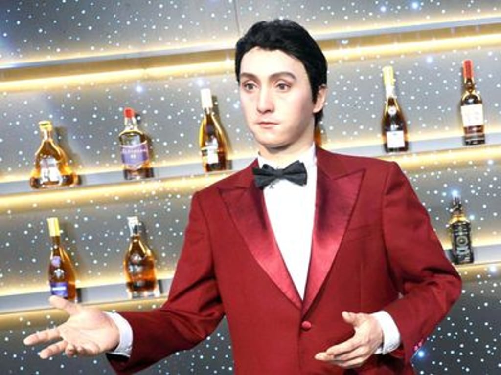 Humanoidní zázraky. V Číně otevřeli první obchod zaměřený na prodej robotů