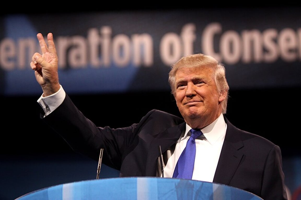 Bílý dům nafoukl průzkum: Trump se stále chlubí pofidérními čísly podpory