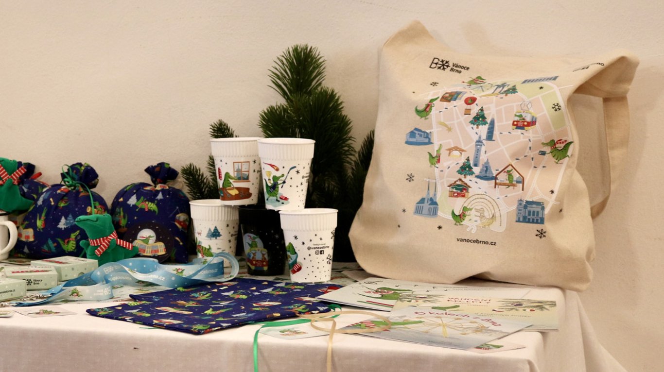 Brno vyhlíží vánoční trhy. Lidé si užijí festival zlozvyků nebo svítící Popelku