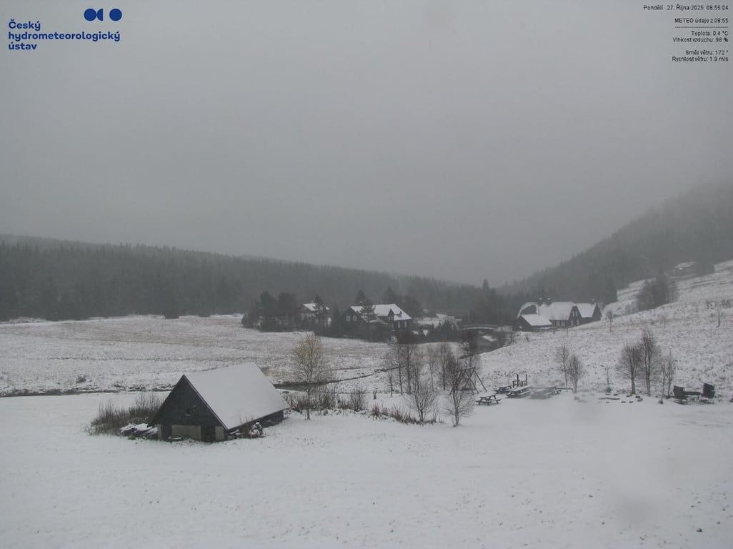 Jizerky a Krkonoše zasypal první sníh. Dlouho ale nevydrží