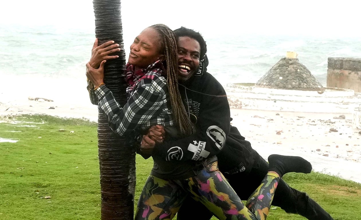 Vichr 200 km/h drtí Kubu. Hurikán Melissa ničí Karibik bez slitování