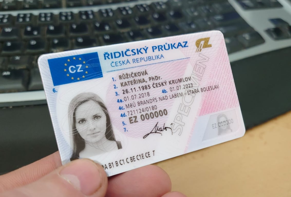 Potřebujete vyměnit řidičák? Dneska už to lidé zvládnou od počítače