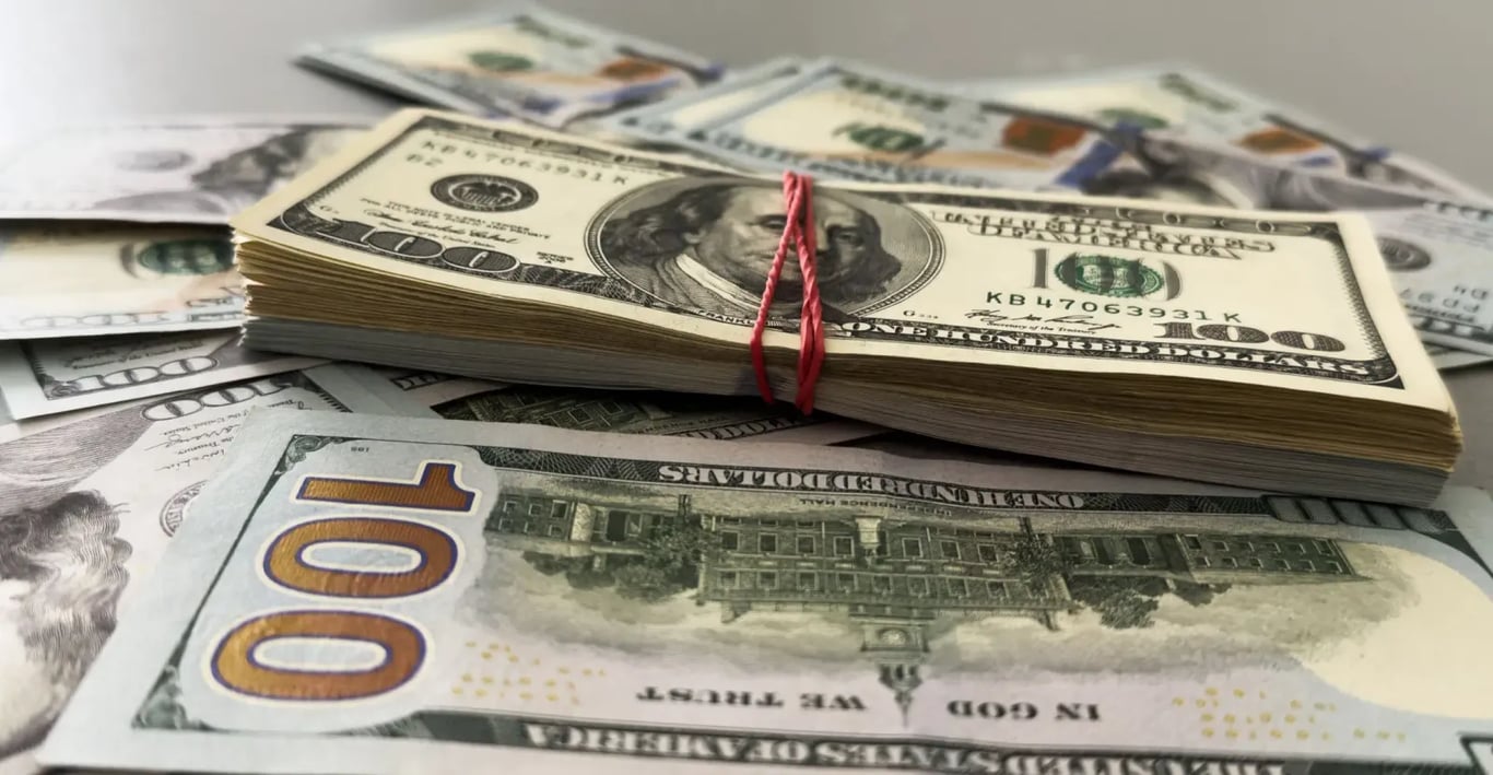 Velká letecká společnost vyhlásila bankrot, ruší lety, ale peníze klientům nevrátí