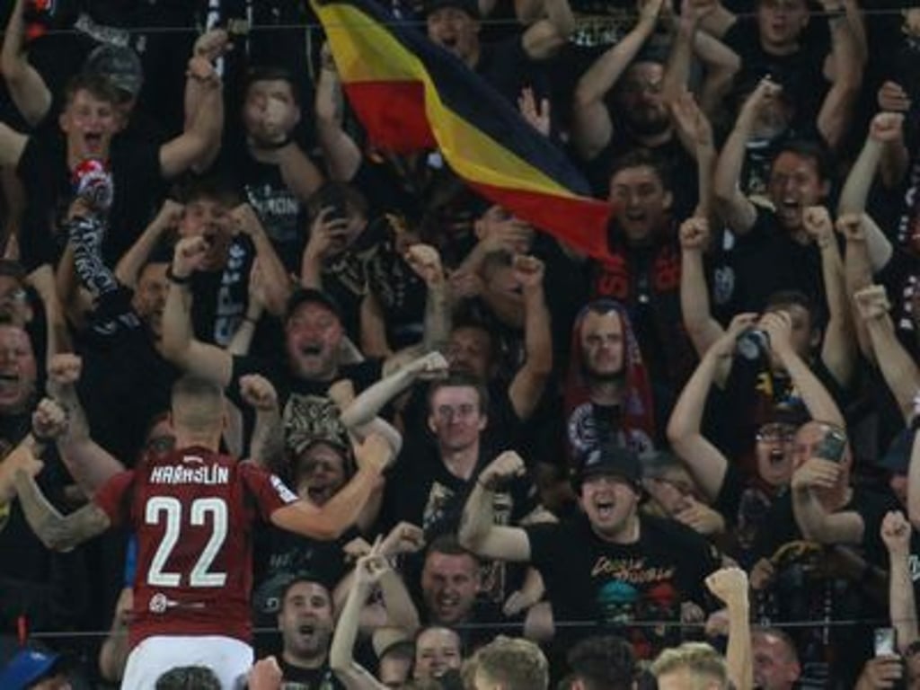 Liberec - Sparta 0:1. Domácí jdou po vyloučení do deseti