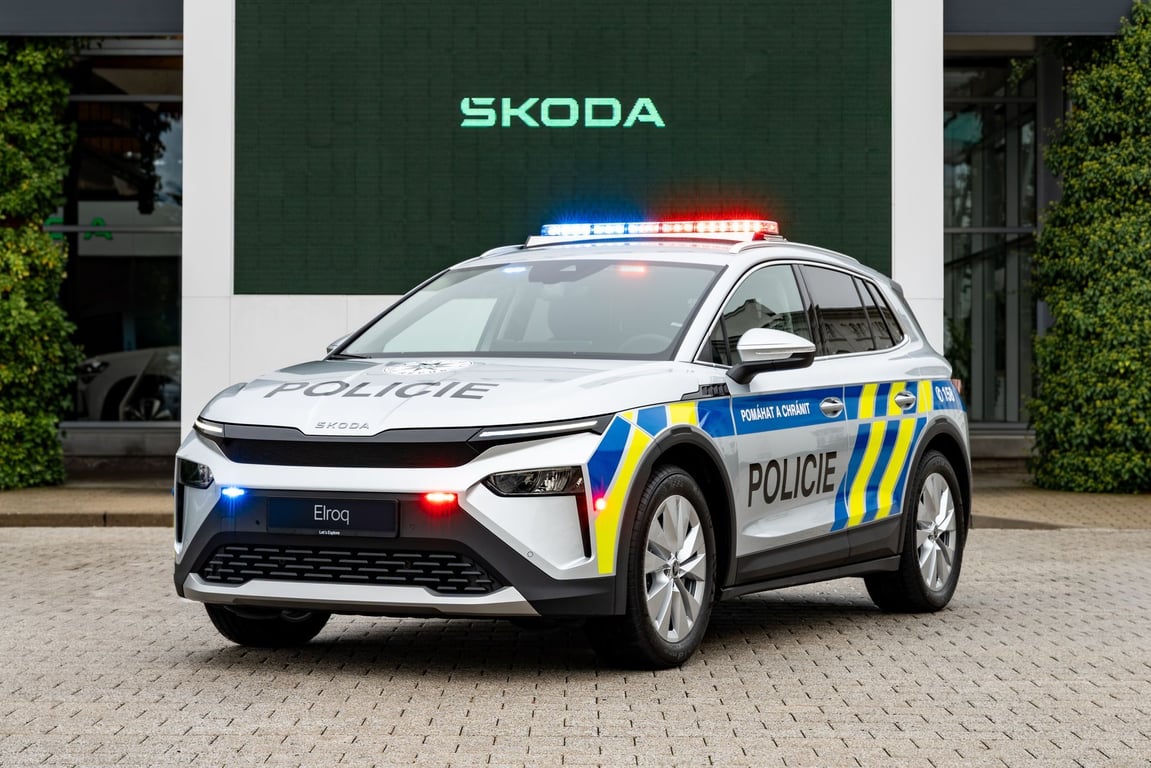 Policisté vyjíždějí s elektrickým Elroqem. Škodovácké SUV má ukázat, jestli obstojí