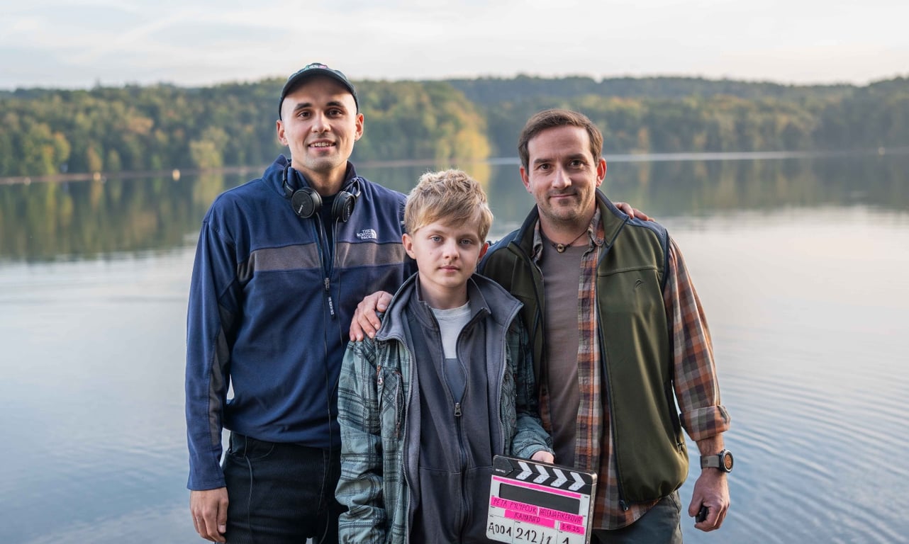 Česká televize natáčí nový seriál Kamarád, založený na skutečné pedofilní kauze