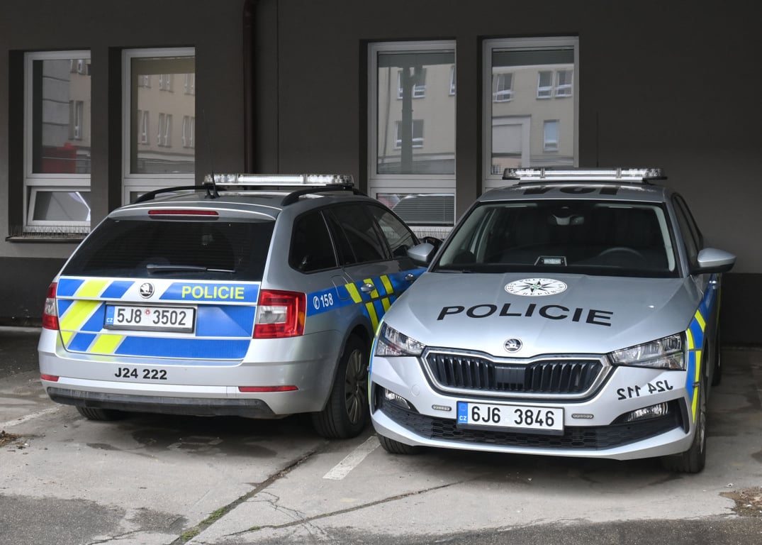 Provoz v Jihlavě dnes ráno komplikuje nehoda čtyř aut