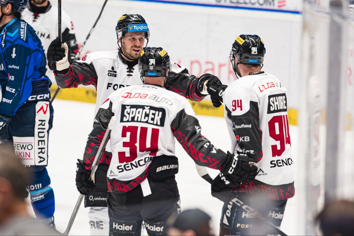 Sparta zvládla dohrávku ve Vítkovicích, dvěma góly jí pomohl Shore