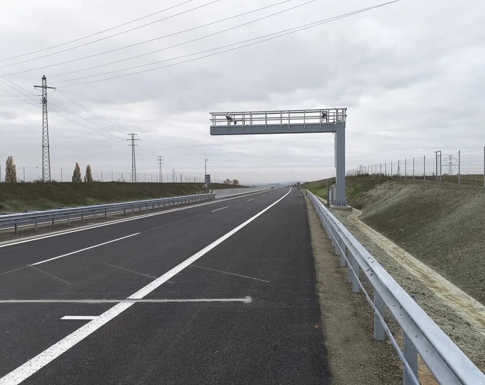 Na údržbu D4 mezi Příbramí a Pískem je připraveno 2000 tun soli a šest sypačů