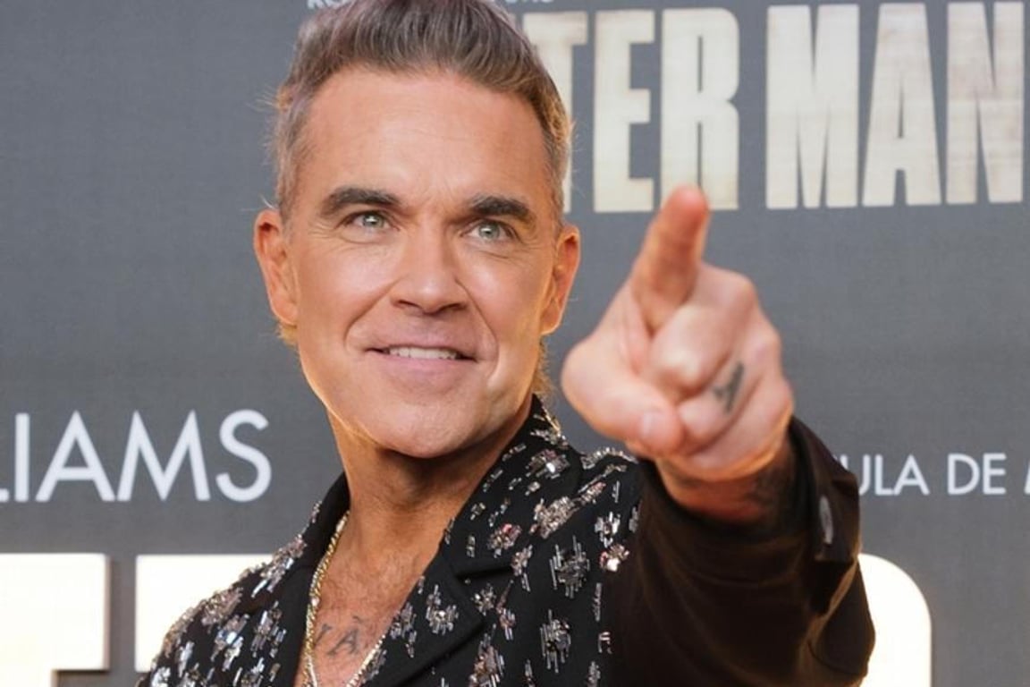 Zpěvák Robbie Williams přiznal, že trpí Tourettovým syndromem