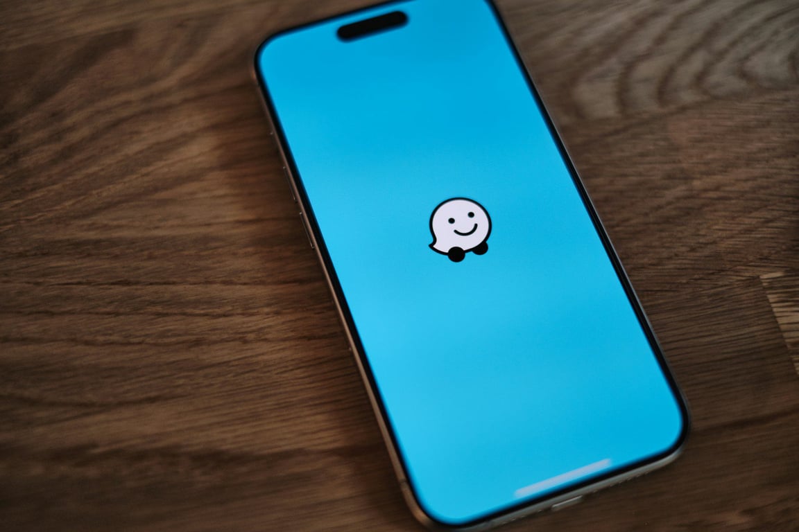 Určité funkce Waze vás mohou v některých zemích přivést do problémů