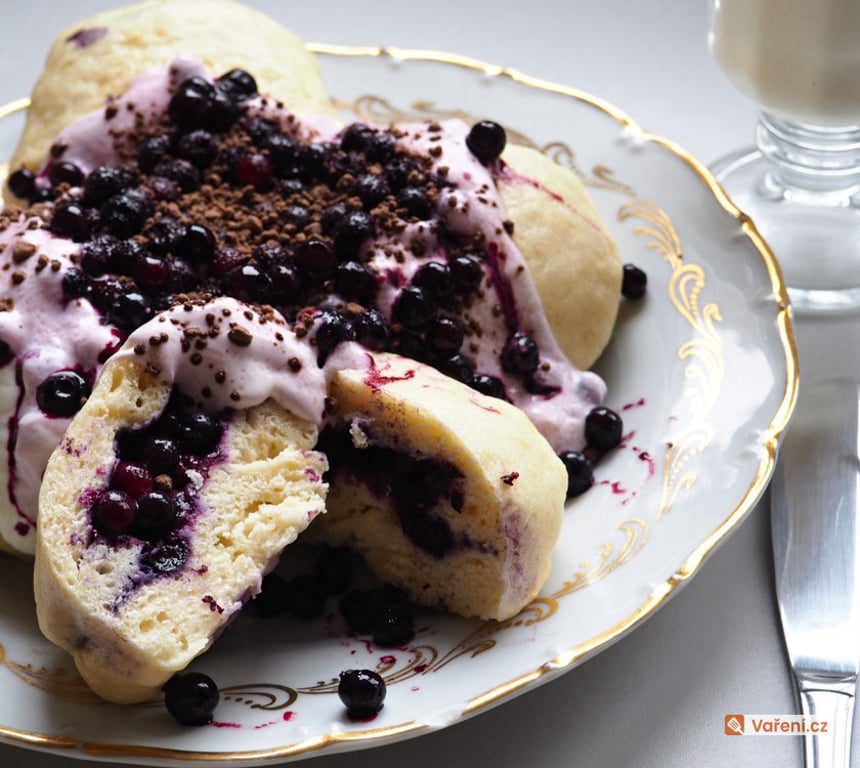 Borůvkové knedlíky jako od babičky: Nadýchané jako obláčky a náplň, která voní létem