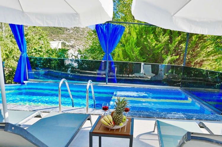 1kiralik-yazlik-villa-dorelli- (6).JPG