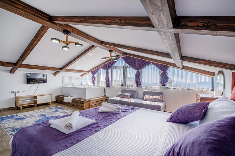 1kiralik-tatil-villasi-villa-defne-duo- (18).jpeg