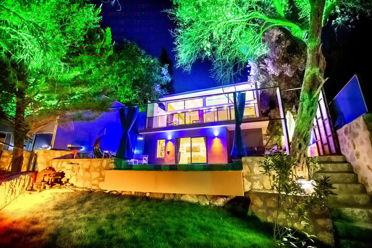 1kiralik-yazlik-villa-villa-cerenimo- (2).jpg