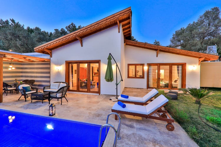 1kiralik-yazlik-tatil-villasi-villa-sunset-three- (27).jpg