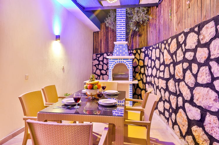 1jakuzili-kiralik-villa-villa-cancan- (19).jpg