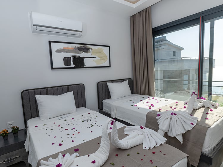 1kiralik-yazlik-villa-inci- (19).jpg