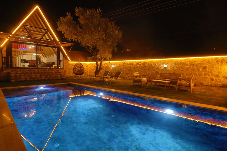 1kiralik-tatil-villasi-villa-askhane- (5).JPG