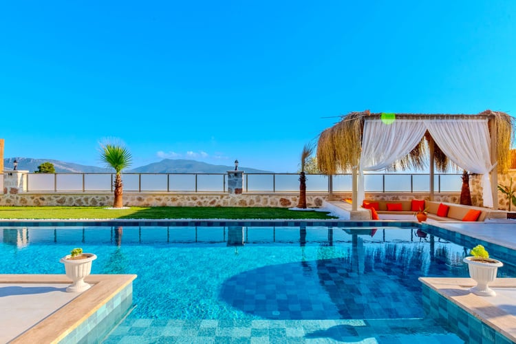 1kiralik-yazlik-jakuzili-villa-villa-elysium- (7).jpeg